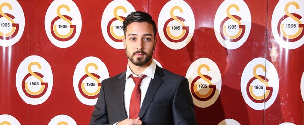 Beklentileri karşılayamadı
4 milyon 750 bin Euro bonservisle geldiği Galatasaray’da hiçbir varlık gösteremeyen 26 yaşındaki Tarık Çamdal'la yollar kesin olarak ayrılacak.