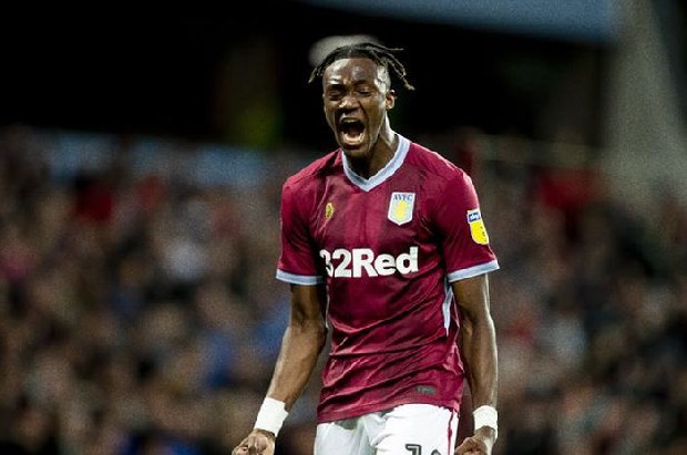 Yeni sezonda forvet hattını değiştirecek olan Fenerbahçe’de sürpriz bir transfer hamlesi dikkat çekiyor. Sarı-Lacivertli takım Aston Villa’da kiralık forma giyen ve bonservisi Chelsea’de olan Tammy Abraham’ı istediği belirtildi. (Skorer)