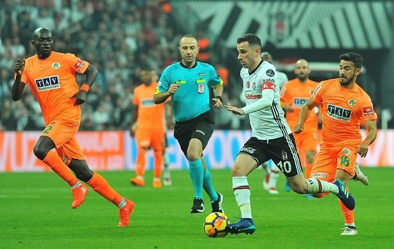 Oğuzhan Özyakup