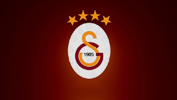 Galatasaray transferde son günü kadar yoğun bir mesai harcayacak. Sarı-Kırmızılılar, Ağustos ayının son gününe kadar 4 yıldızın işini bitirmekte kararlı. Aslan, Sociedad forması giyen stoper Hector Moreno, Alanyaspor'dan Emre Akbaba, Stoke City'den Ndiaye ve Zenit'ten Artem Dzyuba'yı almakta kararlı. (Takvim)