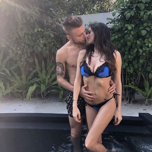 İşte Melena ve Immobile'nin birbirinden seksi paylaşımları...