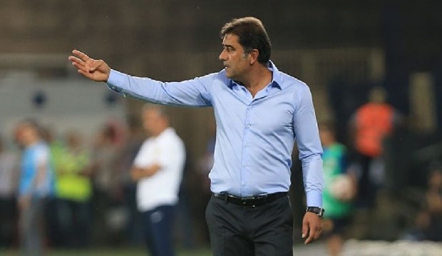 Kadro dışılar Ünal Karaman'ın kararı
Burak Yılmaz ve Onur Kıvrak'ın kadro dışı kalmasına da değinen Asbaşkan, ''Ünal Karaman futbolun içinden gelmiş bir arkadaşımız. Bizi iyi tanır, kendi fikri Burak Yılmaz ve Onur Kıvrak ile ilgili kadro dışı bırakılması yönündeydi'' diyerek gündemin Fenerbahçe maçı olması gerektiğini dile getirdi.