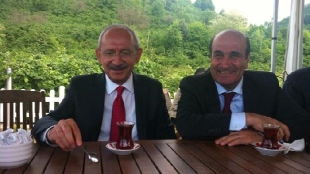 Volkan Canalioğlu
Başkan adaylığı için en net isimlerden biri Trabzon eski belediye başkanı ve milletvekili Volkan Canalioğlu. Canalioğlu 4 ay önce Trabzonspor başkan adaylığı için kolları sıvamış ve sahaya inmişti. Aradan yıllar geçmesine rağmen belediye başkanlığı anketlerinde sürekli ön sıralarda çıkan Canalioğlu, bakalım Trabzonspor anketlerinde de bu başarıyı yakalar mı?