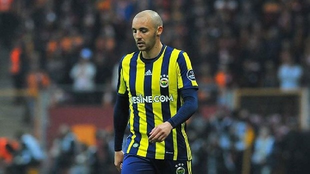 * 2012’de Bulgaristan’ın Chernmorets takımından Sivasspor’a geldi.