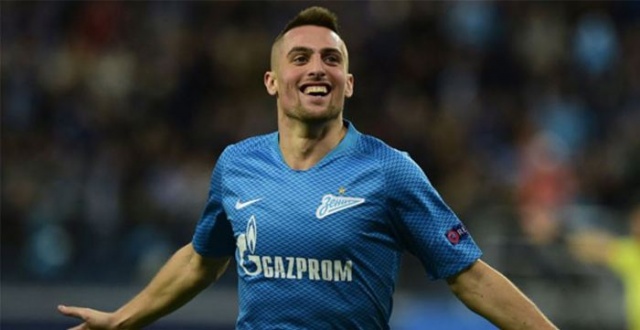 Yeşil-Beyazlılar her iki kanatta ve 10 numara pozisyonunda oynayabilen Mak ile sezon başında da ilgilenmiş ancak Zenit Kulubü oyuncuyu bırakmamıştı.

Öte yandan 2018-2019 sezonu başında takıma katılan Ukraynalı kanat oyuncusu Yevhen Opanasenko ile de karşılıklı anlaşılarak oyuncunun sözleşmesi sonlandırıldı. Opanasenko Konya’da 1.5 sezonda 11 maçta görev yapmıştı.