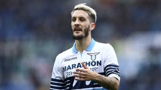 Çizme ekibinde 10 numarayı giyen Alberto, gösterdiği performansla takımın kilit isimlerinden birisi haline geldi. Bu sezon 25 maçta 4 gol atıp, 12 asist yapma başarısı gösteren ve dünya devlerini peşinde takan 27 yaşındaki futbolcunun piyasa değeri 45 milyon euro.
