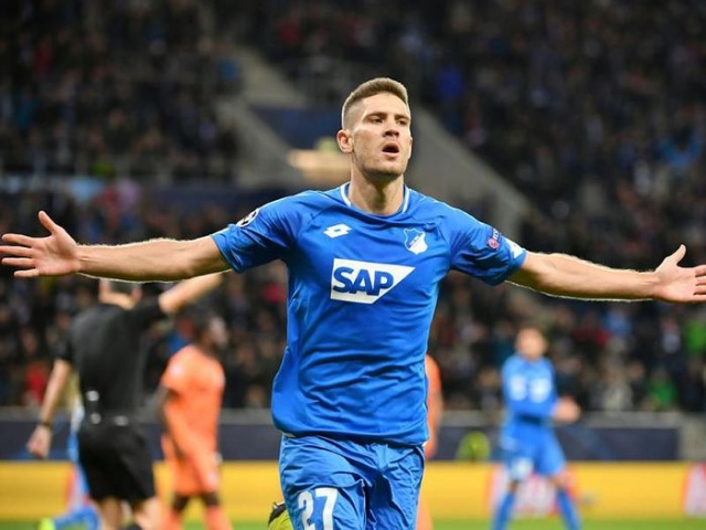 Kramaric, Alman ekibinde hemen fark yarattı ve gollerini sıralamaya başladı. Hoffenheim, golcü futbolcunun tapusunu almaya karar verdi ve 2016 yılı yaz transfer dönemimde 11 milyon Euro karşılığında işi bitirdi. Hırvat golcü, takımıyla 64 gol atmayı başardı.