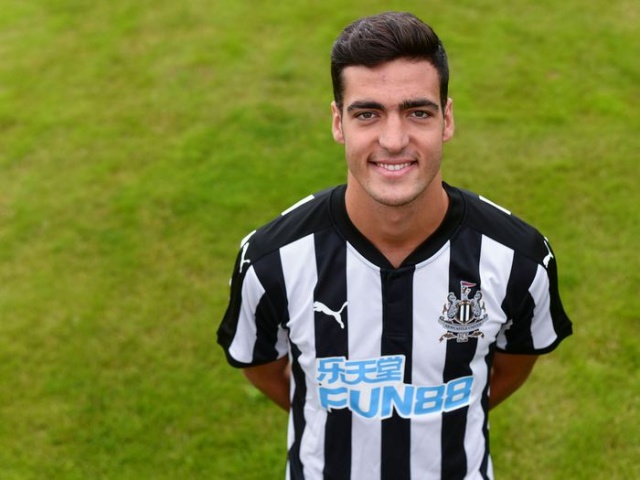 Mikel Merino
Osasuna altyapısından yetişen Merino, 2016'da Dortmund'a transfer olmuş fakat beklentileri karşılayamamıştı. Başarılı orta saha oyuncusunun yeni durağı İngiltere olacaktı. Newcastle, 2017'de kiraladığı Merino'nun bonservisini 2018'de Alman ekibinden aldı.