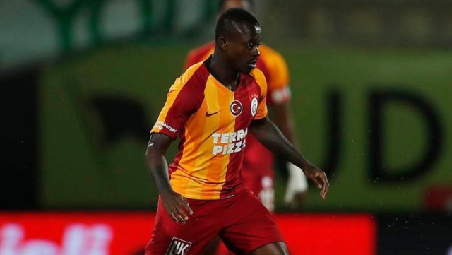 Seri bir yıl daha kiralanıyor
Galatasaray, Fulham ile yapılan görüşmelerde Michael Seri’nin 1 yıl daha kiralanması konusunda el sıkıştı.