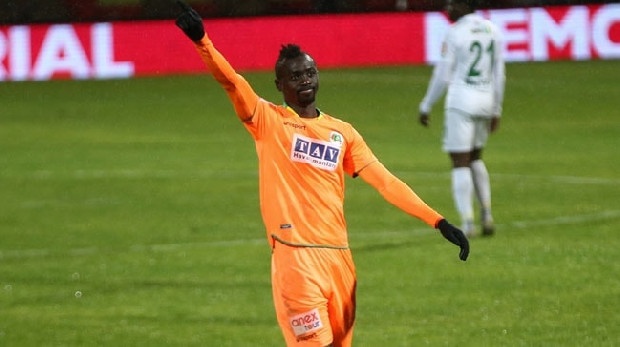 Forvete Muriç'e destek olacak bir oyuncu arayan Fenerbahçe'nin hedefinde Alanyaspor'lu Papiss Cisse var... (Fotomaç)