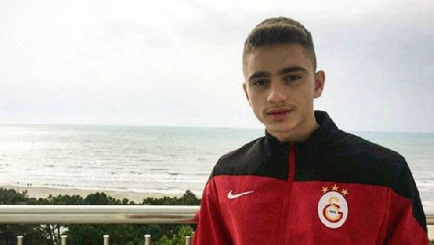 Galatasaray altyapısında antrenmana çıkan ve eğitim alan 18 yaşındaki Kosovalı santrfor Oltion Bilalli, Galatasaray'a imza atmak için İstanbul'a geliyor.