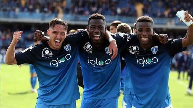 Scout ekibi yaptığı detaylı çalışmalar sonunda Empoli’de forma giyen 19 yaşındaki merkez orta saha Traore ve 22 yaşındaki ön libero Bennacer’i teknik ekibe önerdi. Teknik heyet, genç isimlere onay verdi. (Akşam)