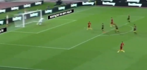 Daha sonra Roma, 28. dakikada Javier Pastore'nin golüyle durumu 2-0'a getirdi. Ardından 35. dakikada Cengiz Ünder'in pasında topla buluşan Stephan El Shaarawy'nin attığı golle skoru 3-0 yapan Roma, maçın ilk yarısını önde tamamladı.
