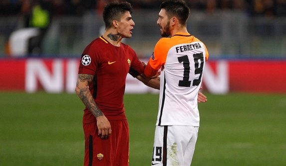BEKLENEN ÇIKIŞI SON İKİ SEZON YAPTI
Alınan bilgilere göre üç büyüklerin dışında 3-4 kulüp daha Facundo Ferreyra ile yakından ilgileniyor... 2013 yılında Velez'den Shakhtar'a transfer olan Arjantinli forvet beklenen çıkışı son iki sezonda yaptı.