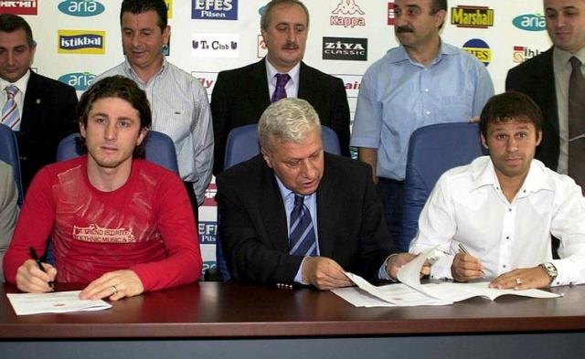 Fatih ve Gökdeniz'in de Trabzonspor çatısı altında yeniden olmaktan büyük bir mutluluk duyacağını yönetime mesaj verirken sezon bitiminde bu planın hayata geçmesine kesin gözüyle bakılıyor. 

(Karadeniz Gazetesi)