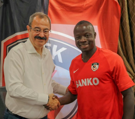 Raman Chibsah - Frosinone => Gazişehir FK