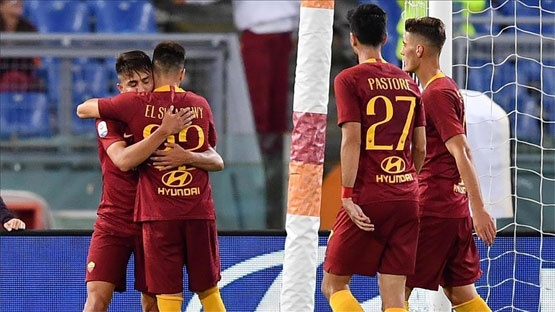 İkinci yarıda Aleksandar Kolarov'un attığı golle skoru 4-0'a getiren Roma, maçı bu şekilde bitirdi. Milli futbolcu Cengiz Ünder, müsabaka boyunca sahada kaldı.

Bu sonuçla Roma, 8 puanla 10. sıraya yükselirken, Frosinone 1 puanla 19. sırada kaldı.