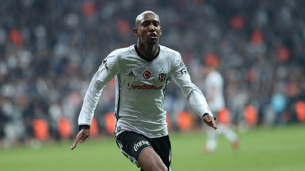 Beşiktaş'ta dış transferde somut adımlar atılırken; Talisca'ya İspanya Ligi'den flaş bir talip çıktı.

İşte detaylar...
