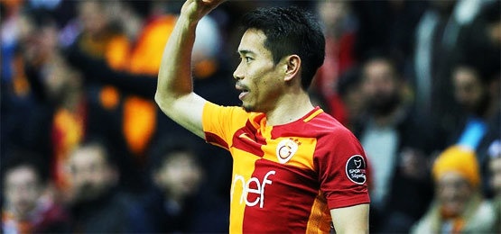 Nagatomo'nun kaderini 'UEFA' belirleyecek
Devre arası Inter'den transfer edilen Nagatomo'nun kaderi UEFA'nın ellerinde. Kiralık olarak Galatasaray forması giyen ve sezon sonunda sözleşmesi bitecek olan Japon futbolcunun geleceği UEFA'nın kararına bağlı. Eğer bir transfer yasağı çıkmazsa Sarı-Kırmızılılar bu ismin bonservisini alma yoluna gidebilir.