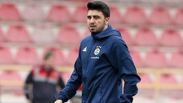 Aykut Kocaman'ın geçen sezon devre arasında üstünü çizdiği Ozan Tufan'ın La Liga ekiplerinden Girona ile anlaşmak üzere olduğu öğrenildi. (Güneş)