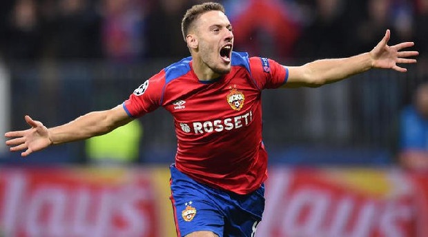Beşiktaş transfer bombalarını art arda patlatacak. Kara Kartal’da yönetim, yeni sezon öncesinde transferde düğmeye bastı. Siyah-Beyazlılar, orta saha hattını güçlendirmek için Everton’lı Nikola Vlasic ve Newcastle United’lı Mohamed Diame’yle temaslara başladı. Rennes’le yollarını ayıran kulübün eski gözdesi Ben Arfa da listeye girdi. (Fanatik)
