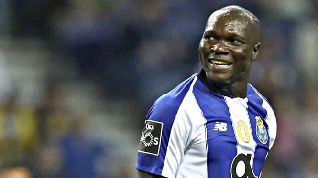Galatasaray, Vincent Aboubakar için Porto’ya 2,5 milyon Euro kiralama bedeliyle birlikte 7,5 milyon Euro satın alma opsiyonu teklif etti. Sarı-Kırmızılılar başarılı golcüye de yıllık 3 milyon Euro maaş önerdi. (Takvim)