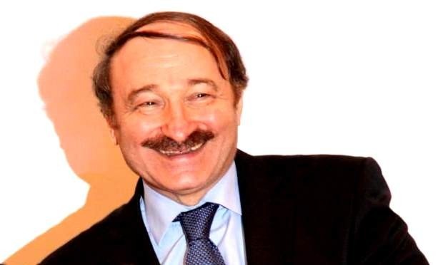 Faruk Özak
Trabzon’da belli bir kesimin takımın başına getirmek istediği eski futbolcu, eski başkan ve eski bakan. Tüm isimler arasındaki en tecrübeli isim. Ancak başkanlık fikrine şu an sıcak bakmıyor. Yine de kendisine daha yoğun bir baskı yapılması durumunda aday olabileceği iddia ediliyor.