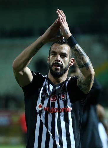 6- Negredo'nun menajeriyle, Çin'den getireceği teklifleri dinlemeye hazır olunduğu bilgisi verilmesi. 

(Fotomaç)