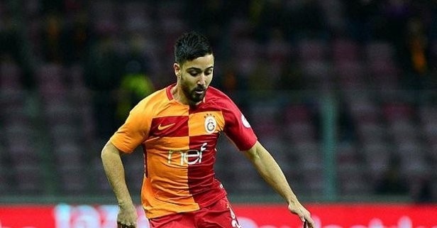 G.Saray'da Tarık Çamdal'ın elden çıkarılması için yoğun bir telefon trafiği yaşanıyor. İkinci Başkan Abdurrahim Albayrak, tecrübeli oyuncunun yüksek maliyeti nedeniyle Anadolu kulüpleriyle hergün miüthiş br trafik yaşıyor. Transferin bitimine 1 hafta kala Tarık Çamdal elden çıkarılmak isteniyor.. (Takvim)