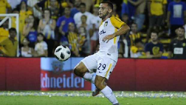 Diario Panorama gazetesi, Rosario Central forması giyen sağ kanat oyuncusu Andres Lioi'nin Avrupa'dan ciddi bir teklif aldığı için Central Cordoba'ya kiralanmaktan son anda vazgeçtiğini yazarken söz konusu teklifi yapan takımınsa Beşiktaş olduğu ortaya çıktı.
