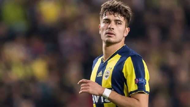 Fenerbahçe ile sözleşmesi sona eren Rus stoper Roman Neustadter, Rusya Premier Lig ekiplerinden Dinamo Moskova ile sözleşme imzaladı.