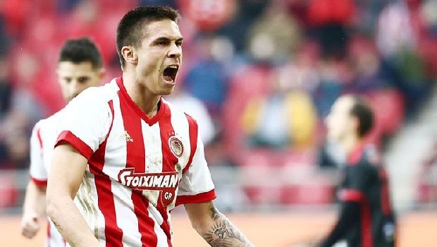 Haftalardır golcü arayışlarını sürdüren Çaykur Rizespor, Olympiakos forması giyen Uros Djurdjevic’i bitirmeye çalışıyor. 24 yaşındaki Sırp yıldız için Yunan kulübüne teklif yapıldı. (Fanatik)