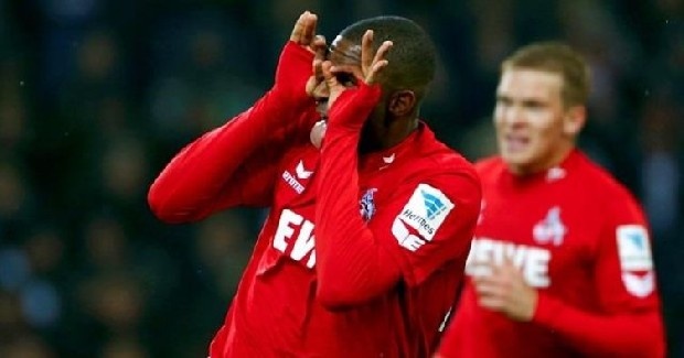 İmparator’un golcü listesinde ilk sırada Anthony Modeste var. Fatih Terim'in kriterlerine tam olarak uyan 30 yaşındaki Fransız santrforun Çin kulübü Tianjin Quanjian ile yaşadığı sorun ve yüksek maliyeti Galatasaray'ı düşündürüyor. (Sabah)