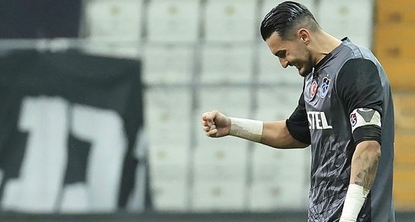 Bu yüzden Trabzonspor Uğurcan'a karşılık Leipzig'den Sörloth'u isteyebilir.
