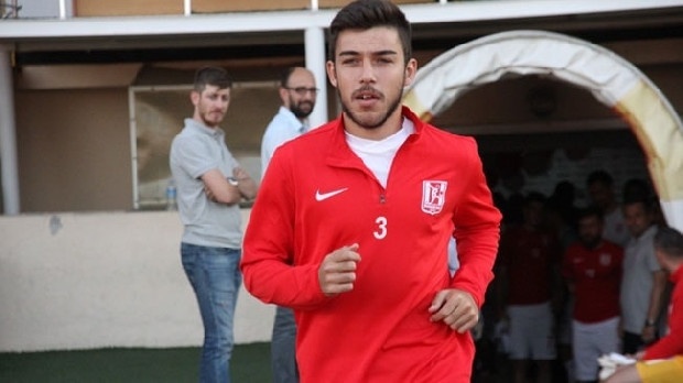 Kayserispor, Oğuzhan Çapar'la 2,5 yıllık sözleşme imzaladı.