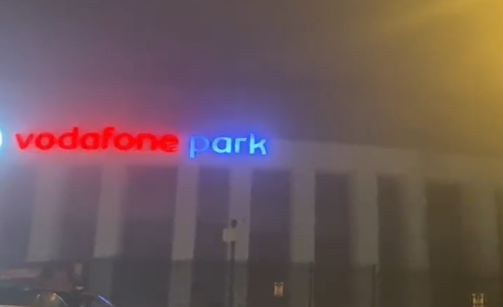 Derbi öncesi sis endişesi! Vodafone Park'tan son görüntü!