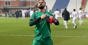 Onur Kıvrak'tan Hikmet Karaman'a gol! 'Sen hiç konuşma'