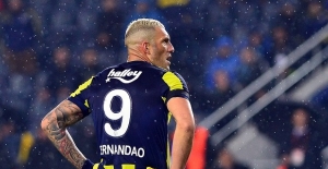 Akhisar Fenerbahçe'yi Kadıköy'de büktü!