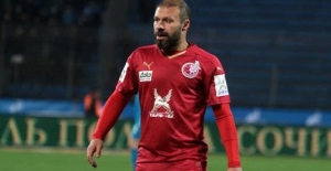 Bir dönem kapanıyor! Gökdeniz futbolu bırakıyor