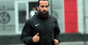 Erkan Zengin formayı giydi!