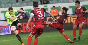 Türk futbolunun köklü kulübü resmen küme düştü!