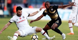 Resmen açıklandı... Tolgay Arslan son maçta oynayamayacak!
