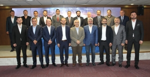 Trabzonspor'un yeni teknik direktörü Ünal Karaman oldu