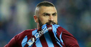 Burak Yılmaz'dan sürpriz paylaşım! G.Saray...