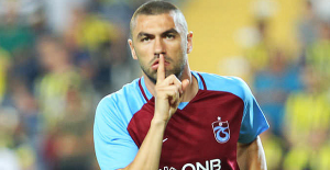 Burak Yılmaz'dan transfer açıklaması! "Beklenmedik şeyler olabilir"