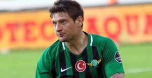 Yıldız golcü imzayı atıyor!