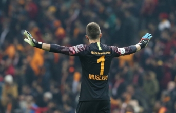 Fernando Muslera'ya PSG kancası!