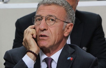 Ahmet Ağaoğlu tek tek konuşarak ikna etti