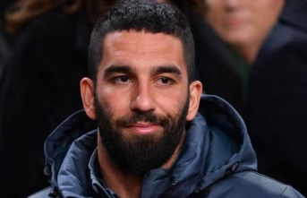 Başakşehir'de Arda Turan depremi! Yollar ayrılıyor...