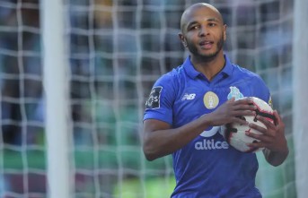 Yacine Brahimi'den Fenerbahçe'ye kötü haber